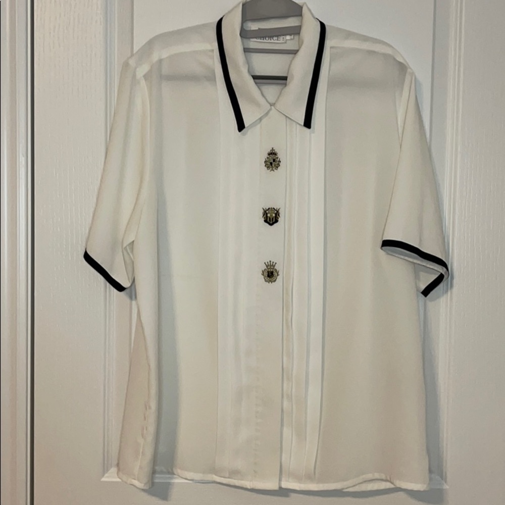 Beta’s Choice Ivory blouse